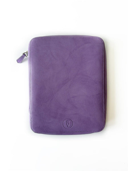 Eng Leather Co. 18-slot leather pen case in light lavender, showing a sleek and organized storage solution for pens.