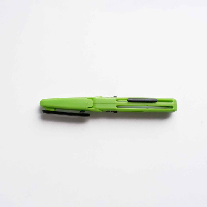 KUM Pocket Scissors in green with compact design, ideal for precise cutting and trimming tasks.