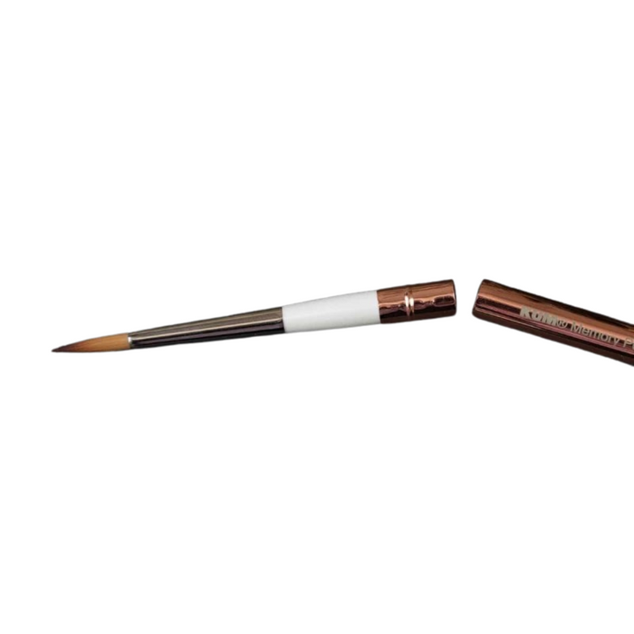 KUM Memory Point Travel Brush Round #6 with natural wooden handle and blue bristles for precise makeup application