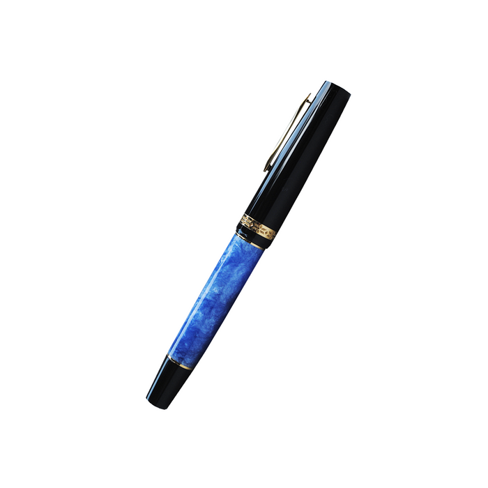 Gioia light blue fountain pen with gold accents, sleek design, and smooth ink flow, ideal for writing and fine calligraphy.