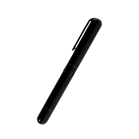 Nahvalur Nautilus black fountain pen with sleek design and silver accents, showcasing its elegant writing instrument style.