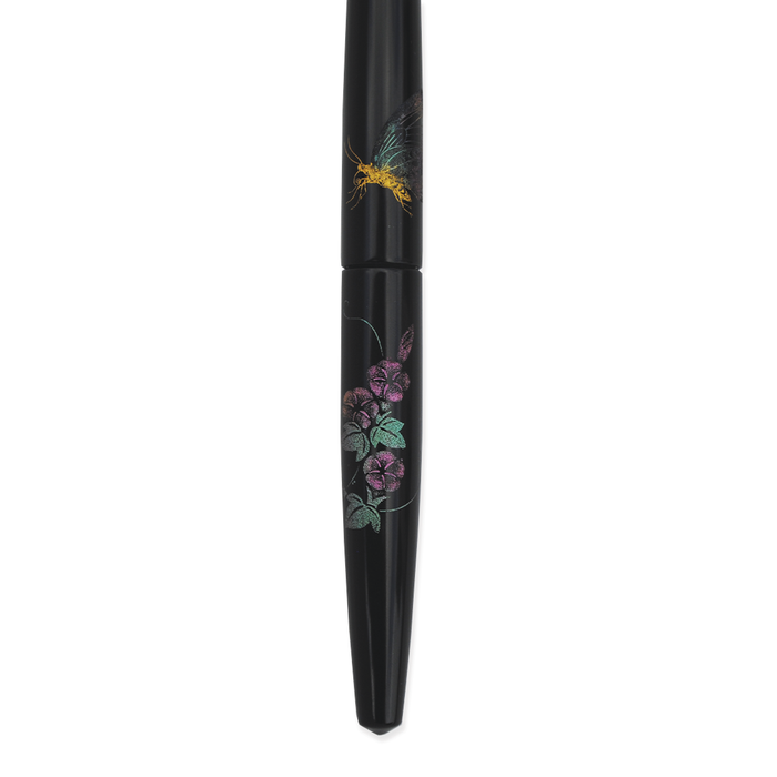 Cathay fountain pen with butterfly chinkin design featuring a bee motif on the pen body. Elegant writing instrument with detailed craftsmanship.
