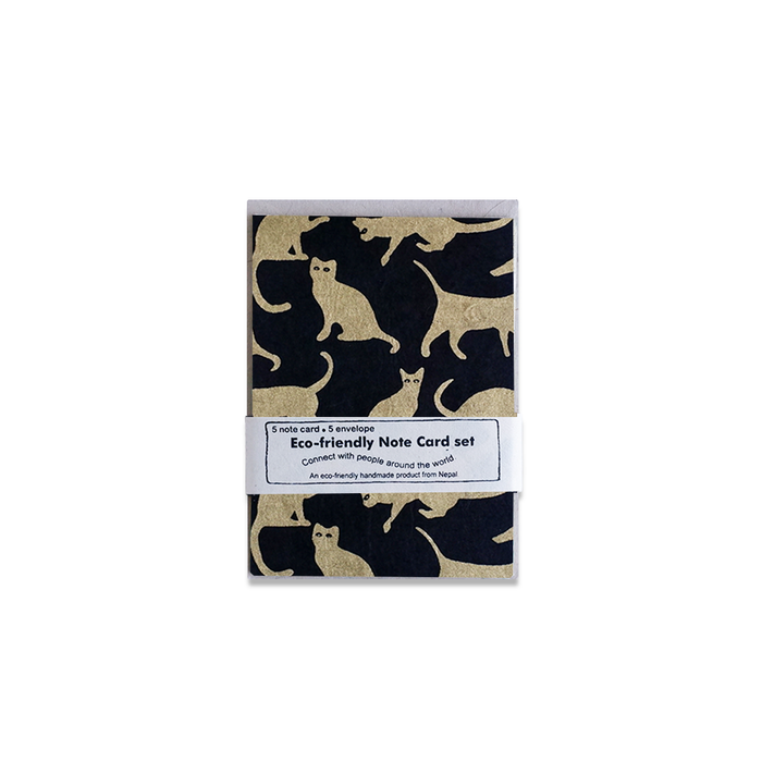 Giftsland cat note cards featuring adorable cat illustrations, perfect for sending cheerful messages or greetings.
