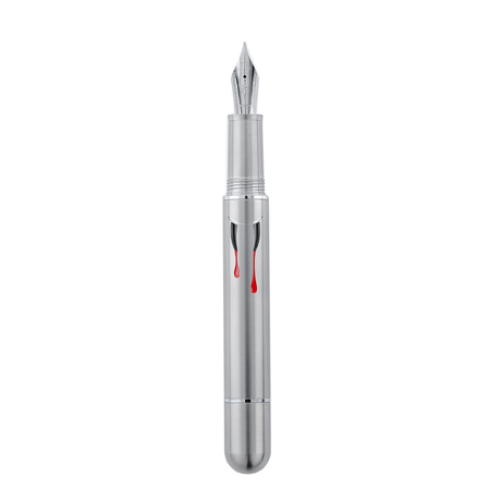 Nahvalur Dracula fountain pen with black nib, showcasing its elegant design and detailed craftsmanship.
