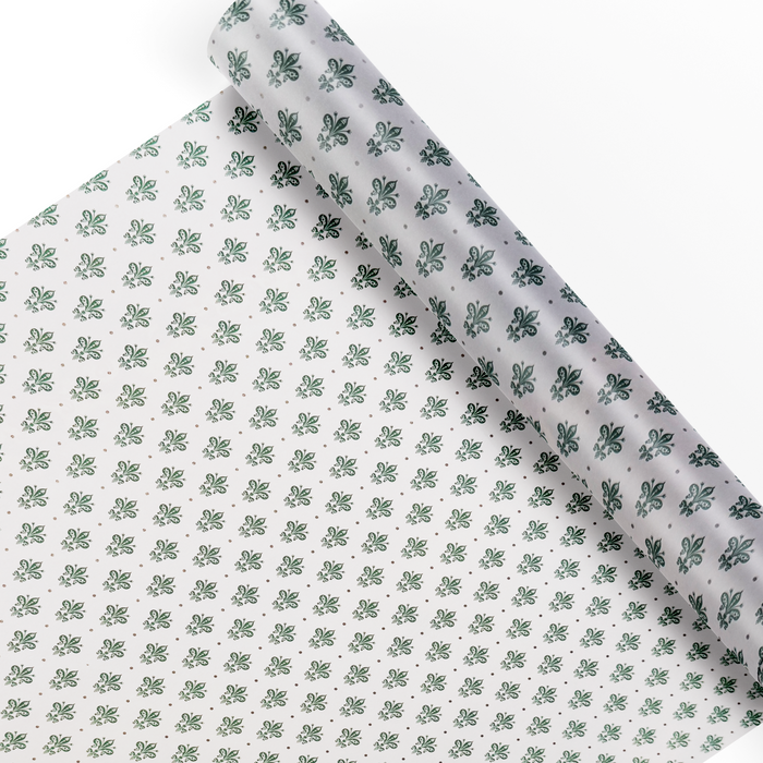 Kartos Fleur de Lis wrapping paper featuring elegant floral and geometric patterns in a classic design.
