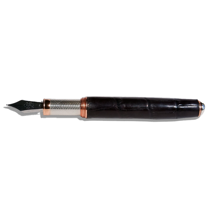 Grifos alligator leather fountain pen with sleek design and gold accents, showcasing luxurious craftsmanship.