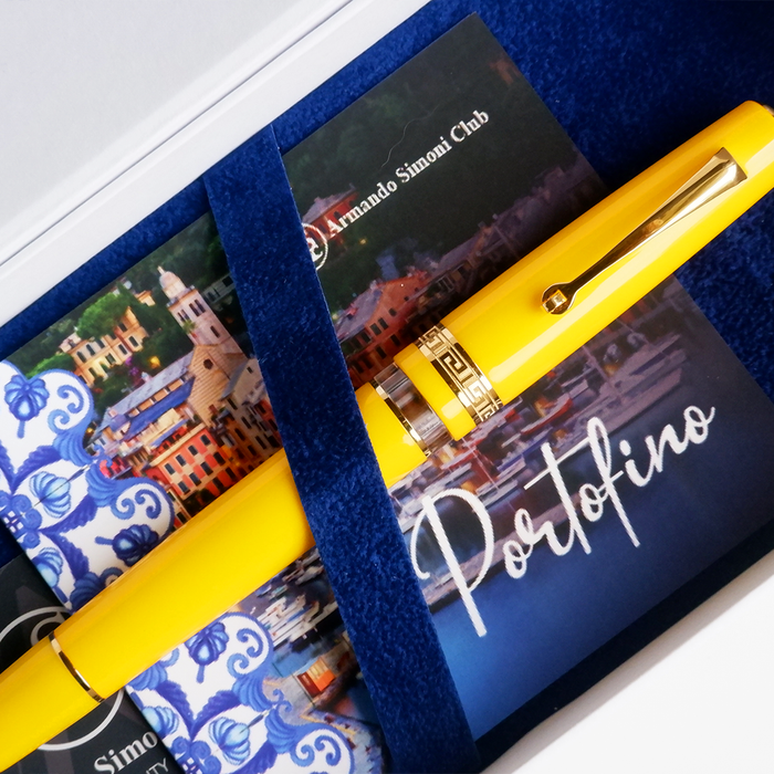 Armando Simoni Club ASC Bologna Portofino Bespoke 2024 in Giallo gold with yellow leather finish and elegant stitching details.