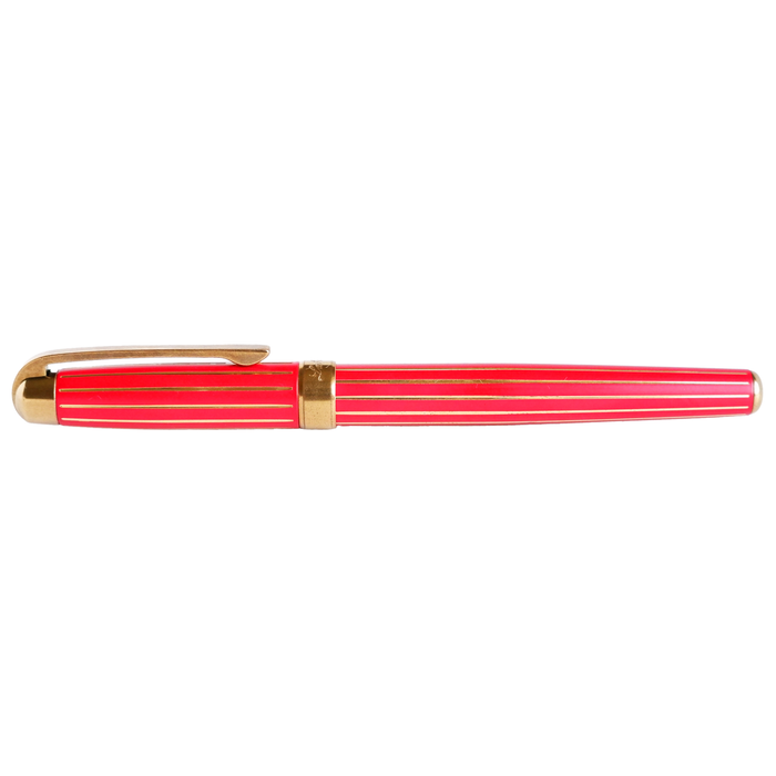 Red Laban Antique II fountain pen with a sleek design, featuring a smooth grip and polished metal accents.