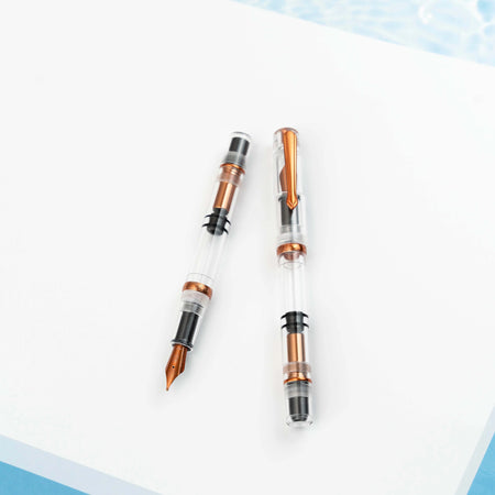 Nahvalur Original Summer fountain pen with a sleek design and vibrant color, showcasing its elegant and smooth writing tip.