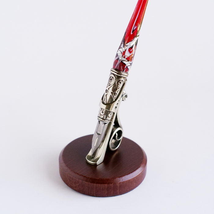 Bortoletti calligraphy pen rest in ceramic, designed to hold a calligraphy pen securely on a desk or workspace.