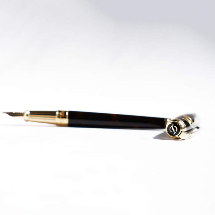 S.T. Dupont Line D Vitruvian Man limited edition fountain pen with detailed design and sleek finish.