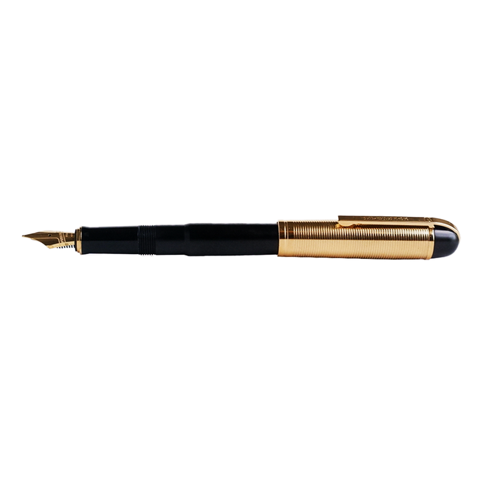 Wahl-Eversharp Skyline fountain pen with black body and gold trim, showcasing elegant design and fine craftsmanship.