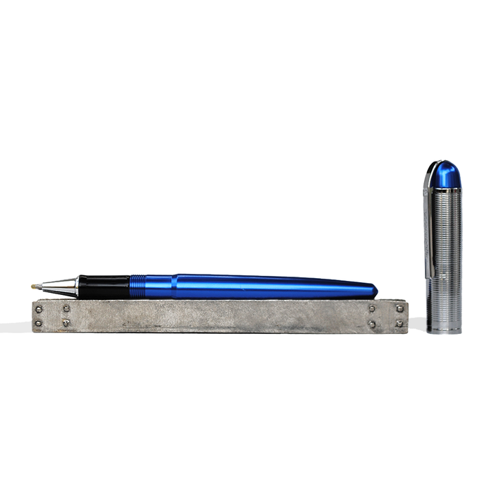 Wahl-Eversharp Skyline rollerball pen with silver trim, featuring a sleek blue barrel and fine writing tip.