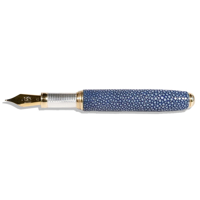 Grifos fountain pen with stingray leather grip, featuring a sleek design and gold accents for a luxurious writing experience.