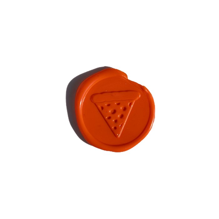 Papier Plume Manhattan Man-Eating Pizza fountain pen ink set with wax seal featuring a pizza design.