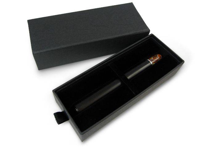 Alexandre Duboc La Flèche limited edition fountain pen with extra-fine nib, sleek black design and gold accents.