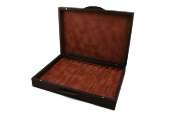 Black Atelier De La Foret 11-pen box with sleek design, ideal for organizing and storing pens and writing instruments.