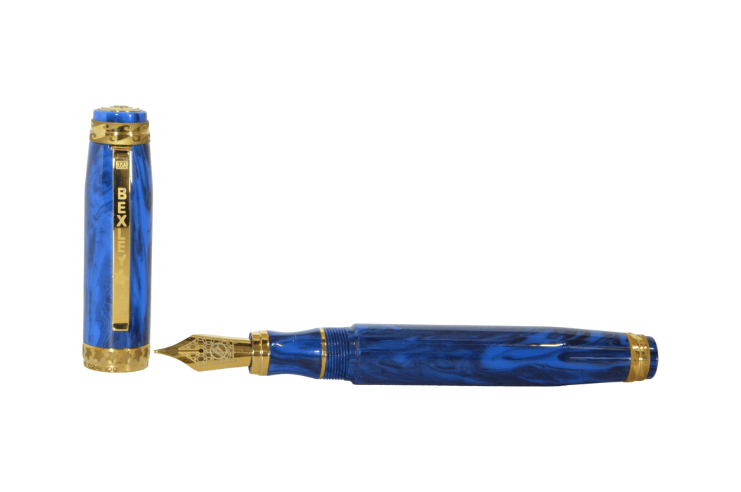 Bexley Aloha from Hawaii Gold fountain pen with gold-colored body and intricate design, showcasing elegant craftsmanship.