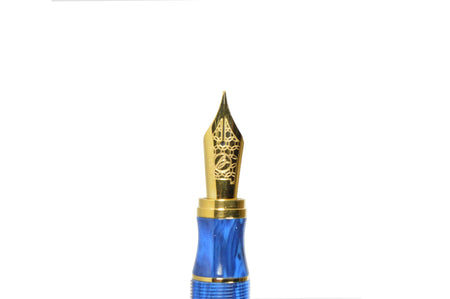 Bexley Carroll Shelby Cobra fountain pen with black body and silver accents, showcasing elegant design and fine craftsmanship.