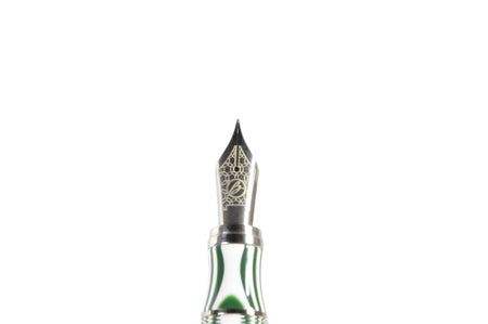 Bexley California Silver Trim fountain pen with fine nib, featuring sleek silver accents and a classic design.
