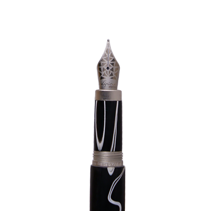Jean-Pierre Lepine Yuzu black and white fountain pen with sleek design and fine detailing.