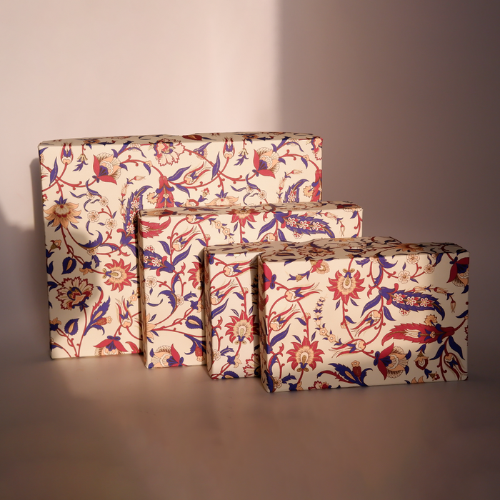 Rossi Arabesque Notecards featuring elegant, patterned stationery with intricate arabesque designs on high-quality paper.