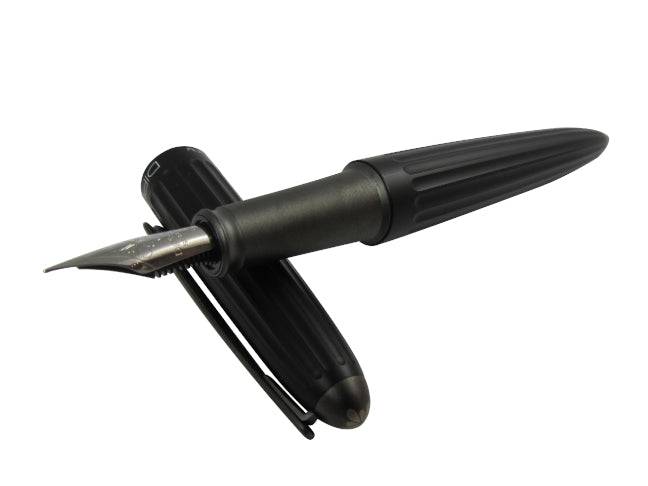 Black Diplomat Aero fountain pen with sleek design and fine nib, perfect for smooth writing and elegant stationery.