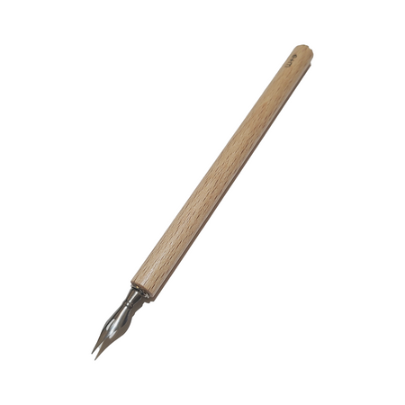 e+m Germany beech wood dipping pen for beginners, featuring a simple design and smooth grip for calligraphy and drawing.