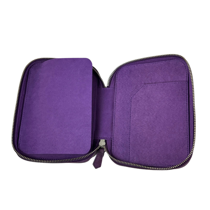 Eng Leather Co. light dark violet leather 4-slot A6 pen case with a flat design, ideal for organizing pens and writing essentials.