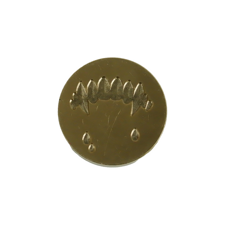 Wax seal featuring fang design from Papier Plume, showcasing a detailed, decorative stamp with a fang motif on a white background.