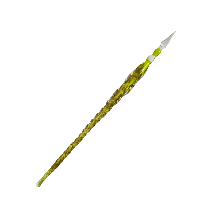 No Solo Vetro twisted glass dipping pen with a clear, spiral design for artistic writing and glass art projects.