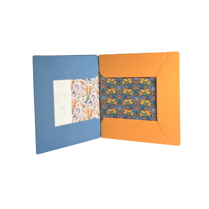 Kartos Origami Classic paper, folded origami sheet in traditional white, showcasing smooth texture and square shape for folding projects.