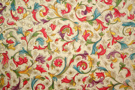 Kartos Florentia wrapping paper with elegant floral design, ideal for gift wrapping and special occasions.