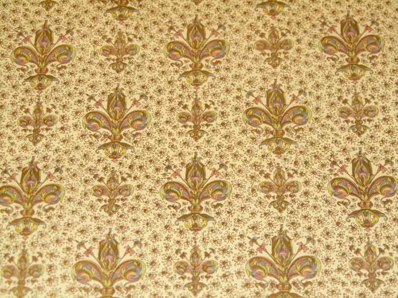 Kartos Lilium wrapping paper with floral lily pattern, ideal for gift wrapping and decorative packaging.