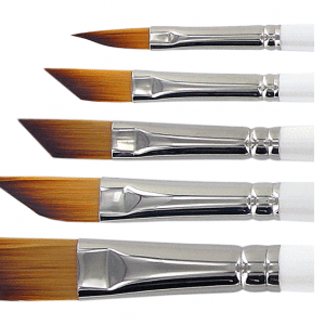 KUM Memory Point Flat Slanted brush for artists, featuring a flat, slanted brush head for detailed painting and shading.