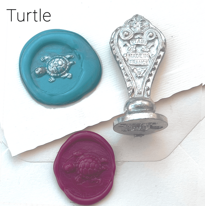 Le Potier D'etain wax seal with anchor design, showcasing intricate detailing on a brass wax seal for sealing letters or crafts.