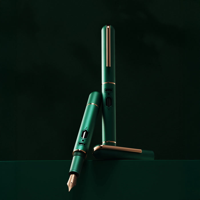 Nahvalur Nautilus fountain pen with sleek design, displayed on Fountain Pen Day 2025, showcasing its elegant craftsmanship.