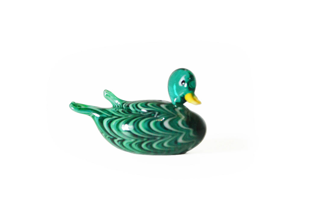 No Solo Vetro glass ducks pen rest in purple, decorative ceramic holder for pens and stationery.