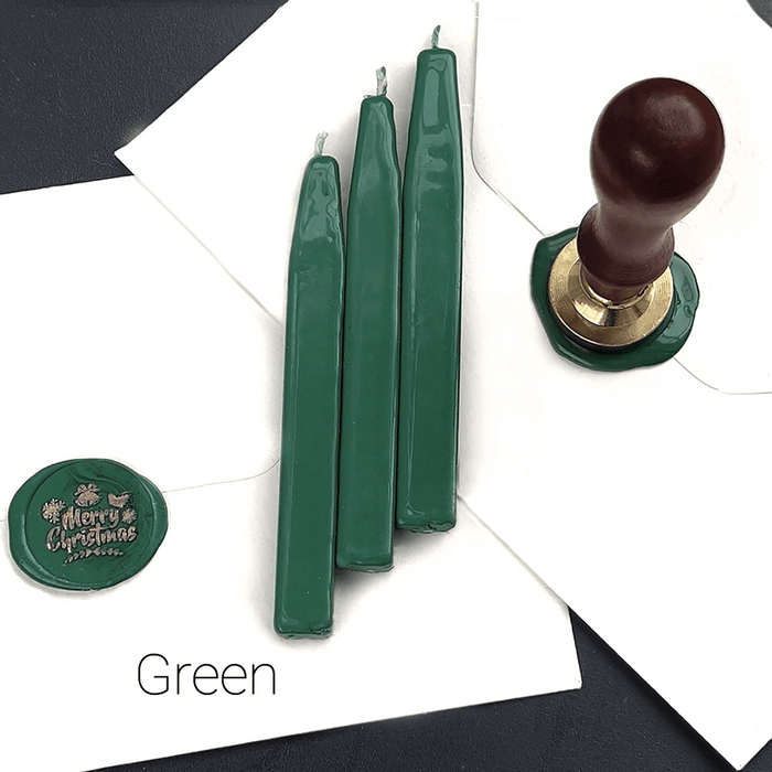 Papier Plume sealing wax sticks with wick in modern colors, wax sticks for sealing or crafting, close-up view