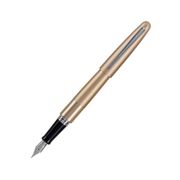 Black Pilot Metropolitan fountain pen with fine nib, shown with smooth ink flow and sleek design.