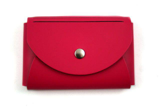 San Lorenzo small business card holder in pink regenerated leather, showcasing a compact, stylish accessory for cards and essentials.