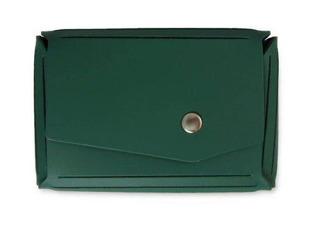 San Lorenzo pink leather wallet with multiple card slots, designed for business and credit cards, made from regenerated leather.
