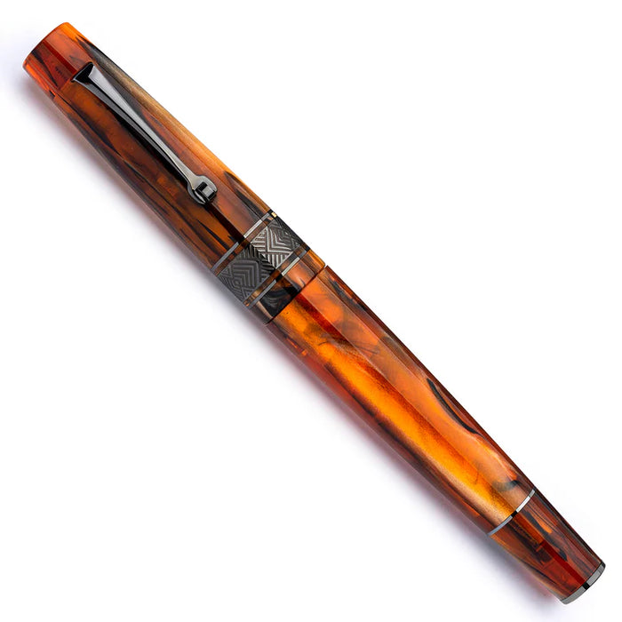 Leonardo Supernova Caramel fountain pen with Ruthenium accents, featuring a sleek caramel-colored barrel and elegant design.