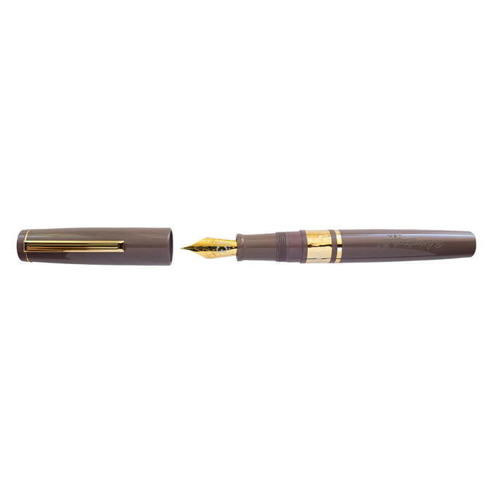 Esterbrook Model J fountain pen from the Purple Collection with violet-colored barrel and gold accents.