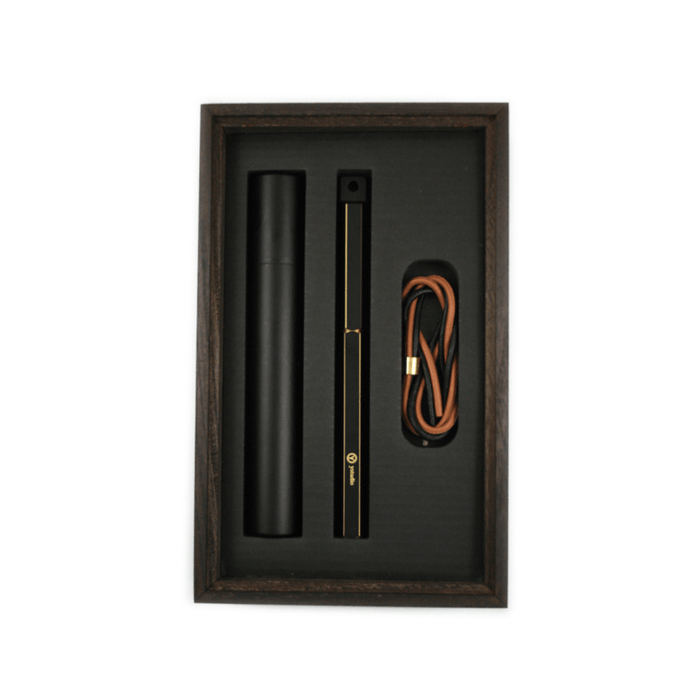 Y Studio Brassing portable fountain pen with fine nib, showcasing its sleek design and elegant craftsmanship.